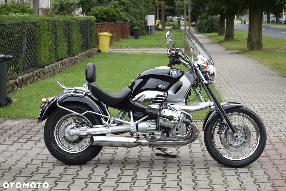 BMW R - 1