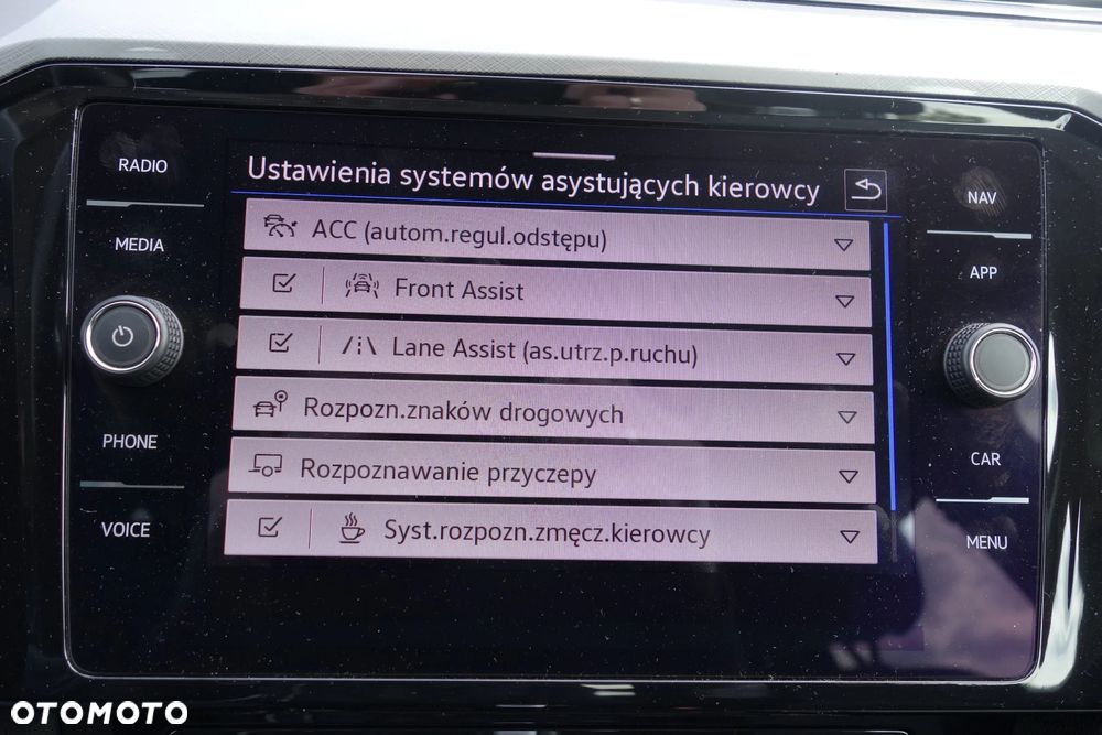 Volkswagen Passat 2.0 TDI EVO Business DSG - 27