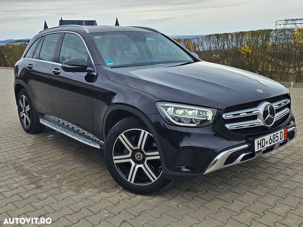 Mercedes-Benz GLC 300 d 4MATIC - 17