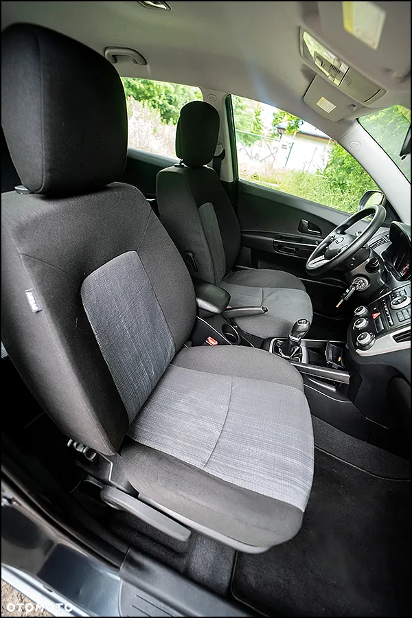Kia Ceed - 31