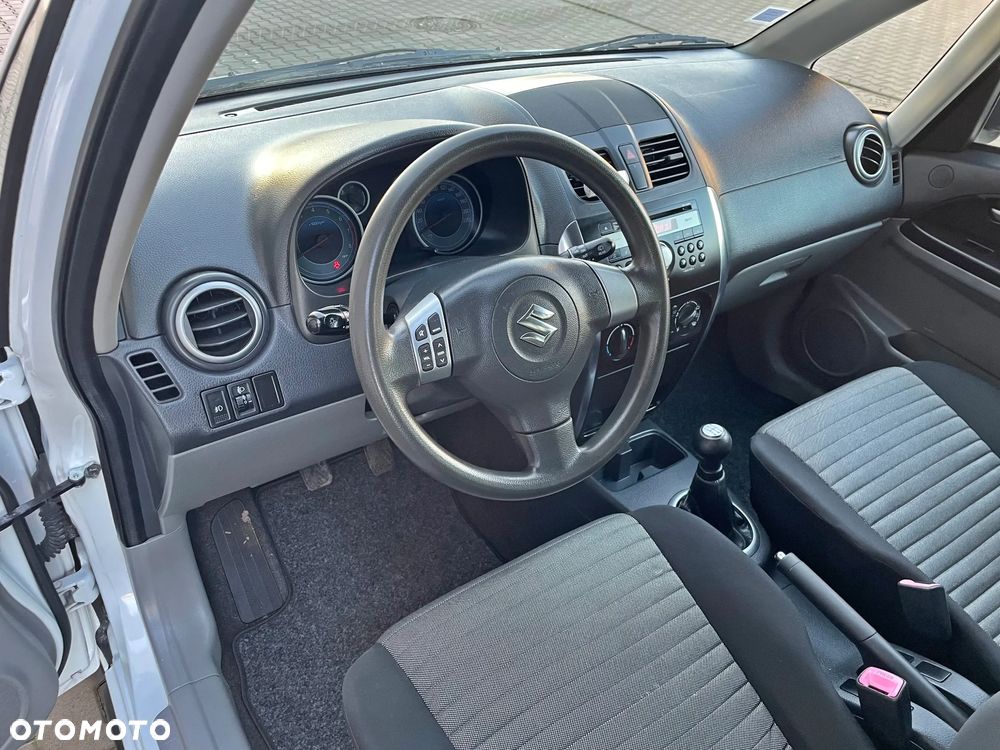 Suzuki SX4 - 15