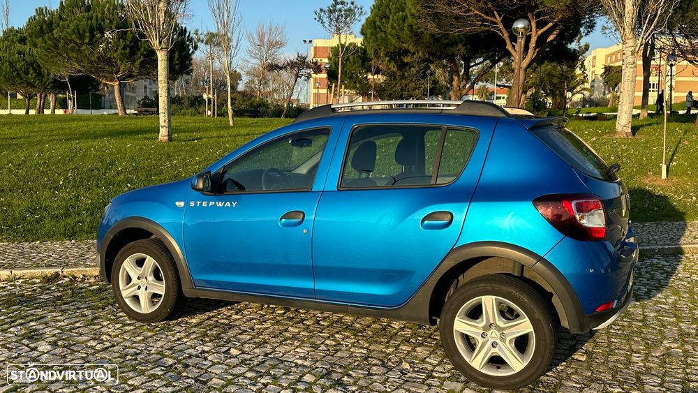 Dacia Sandero 1.5 dCi Stepway - 1