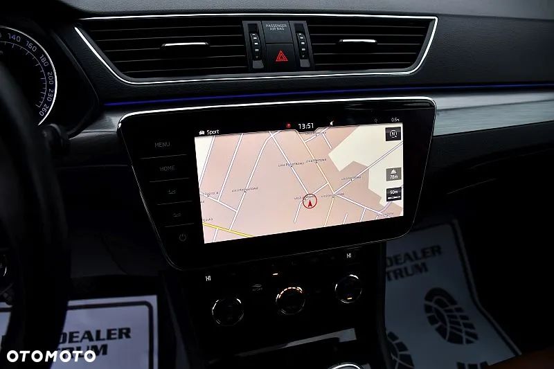 Skoda Superb 2.0 TDI Sportline - 14