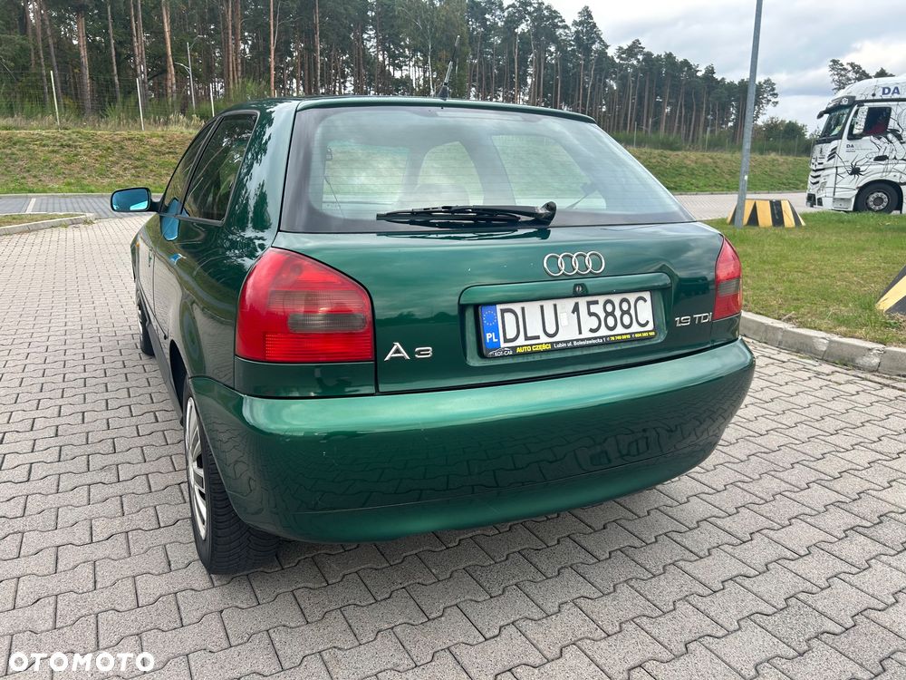 Audi A3 1.9 TDI Ambiente - 5