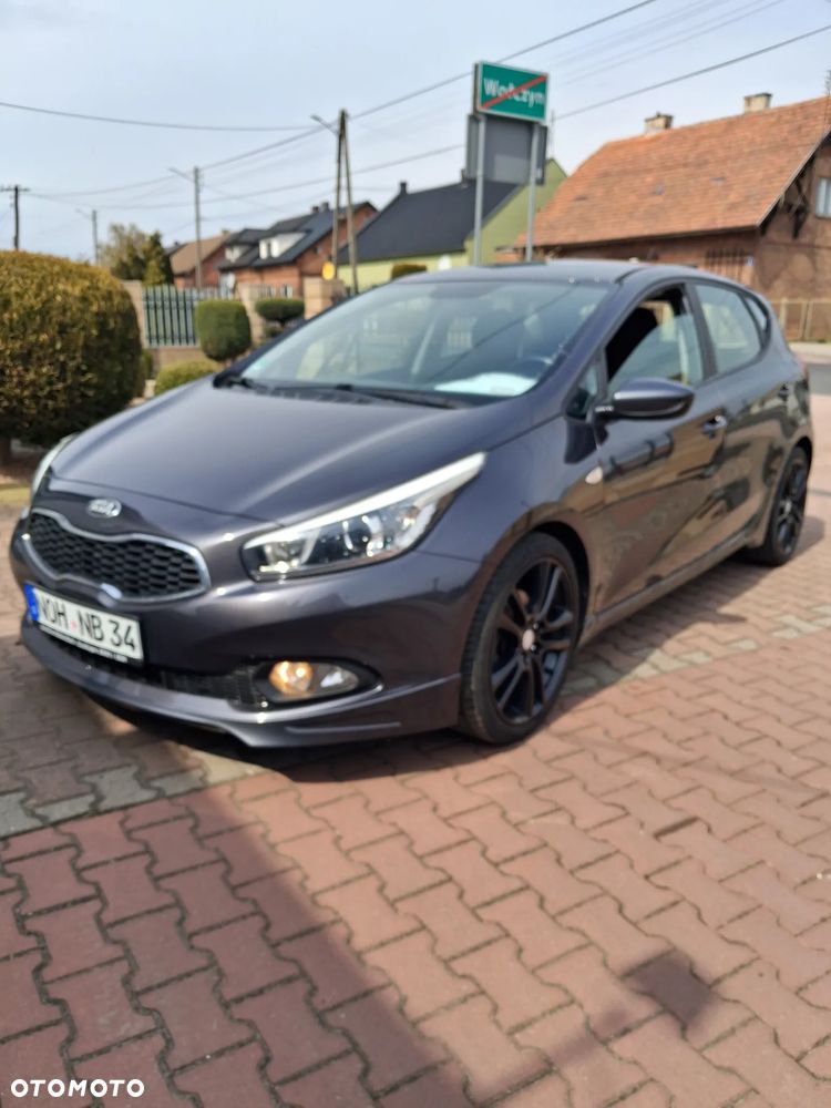 Kia Ceed - 7