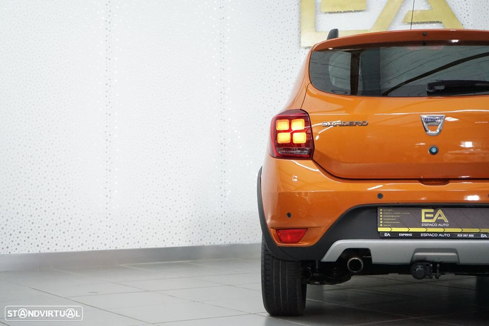 Dacia Sandero Stepway TCe 90 Easy-R S&S Celebration - 7