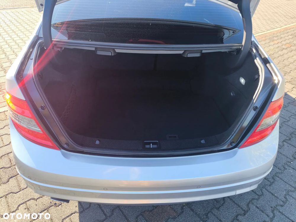 Mercedes-Benz Klasa C 200 Kompressor Avantgarde - 19