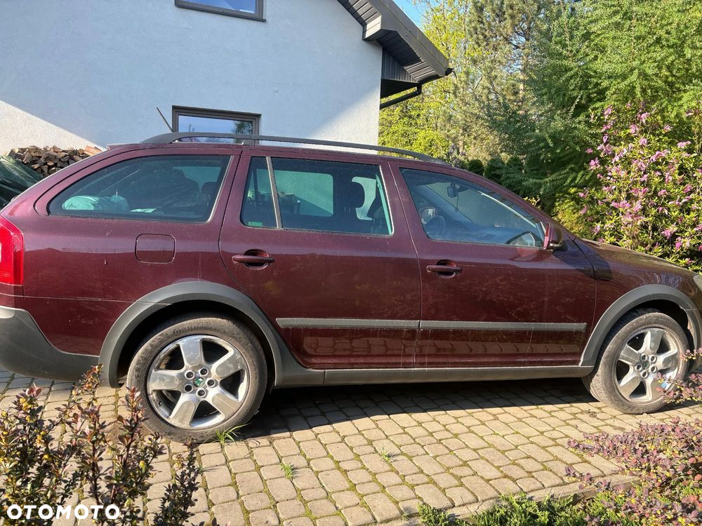 Skoda Octavia Scout 1.8 TSI - 3