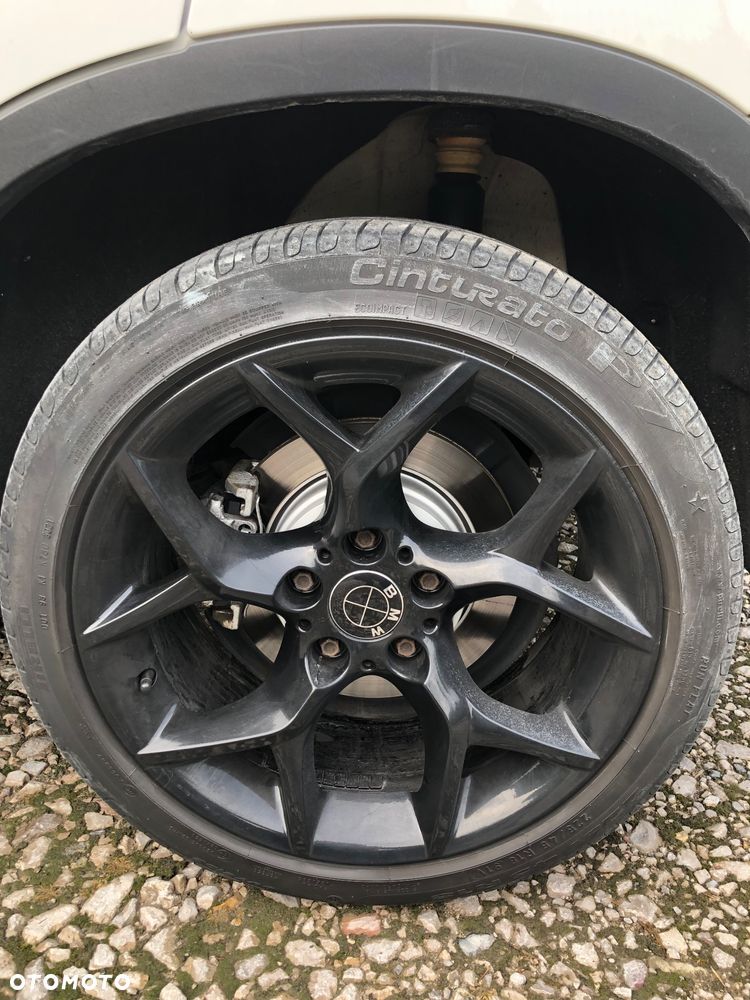 BMW X1 xDrive20d - 11