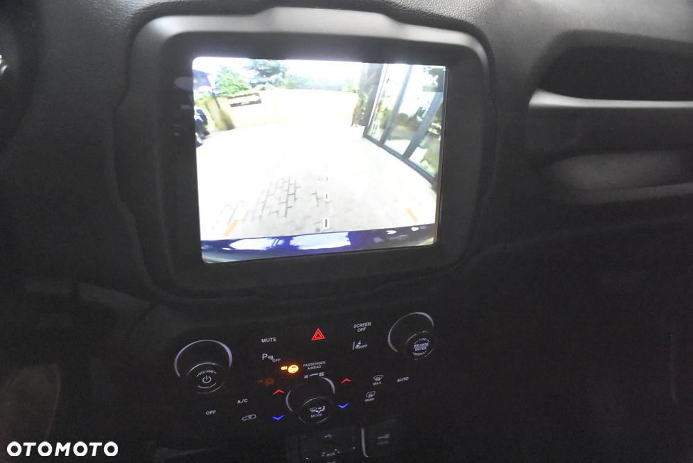 Jeep Renegade 1.6 MultiJet Limited - 14