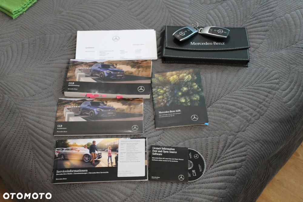 Mercedes-Benz GLB - 27