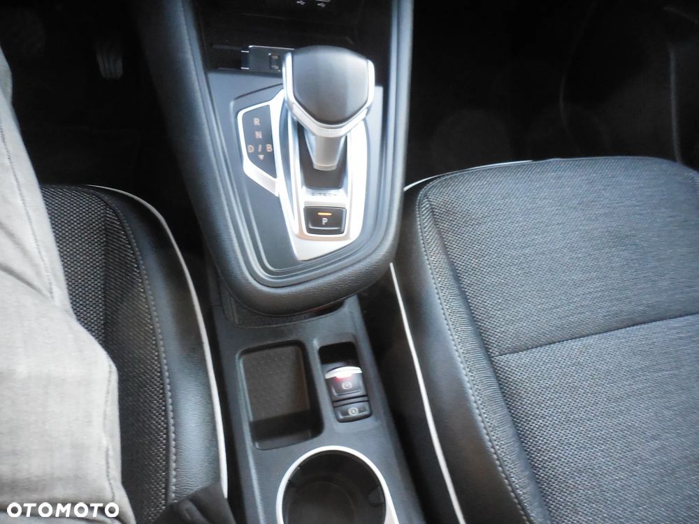 Renault Captur E-TECH 160 INTENS - 28