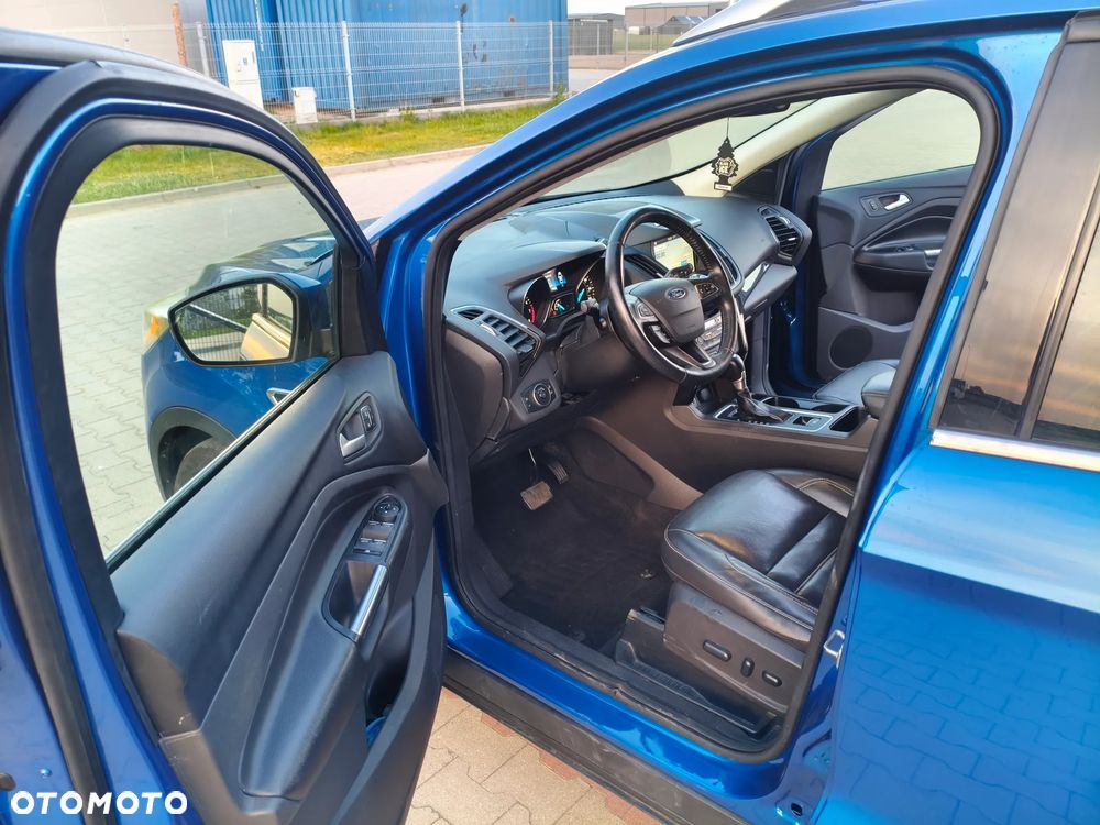 Ford Escape 2.0 EcoBoost AWD Titanium - 6