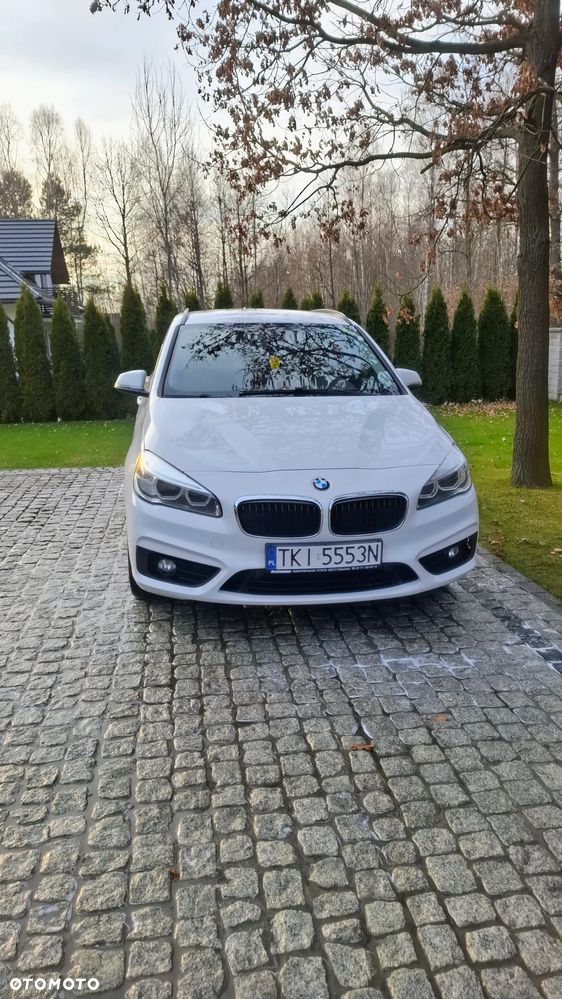 BMW Seria 2 218d xDrive - 10