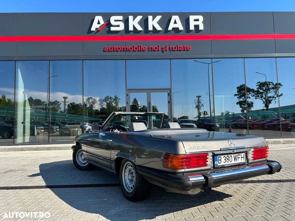 Mercedes-Benz SL - 9