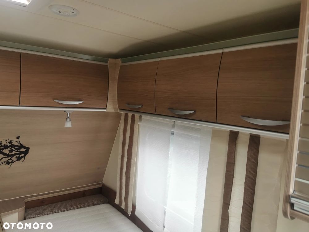Burstner Averso Comfort 460LT - 13