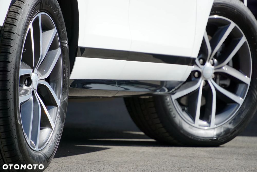 Land Rover Range Rover Evoque D165 R-Dynamic SE - 17