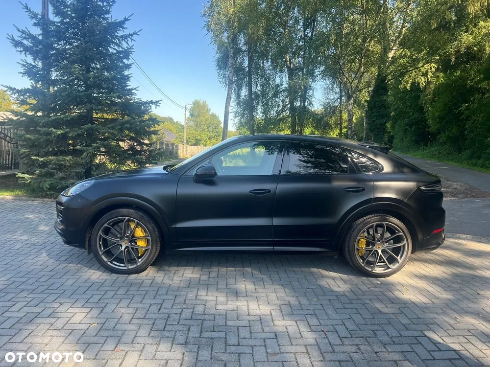 Porsche Cayenne Coupe Turbo - 2