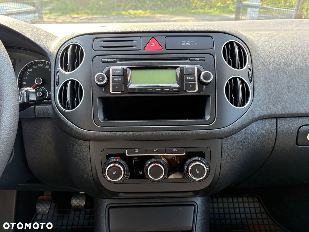 Volkswagen Golf Plus 1.6 Comfortline - 24