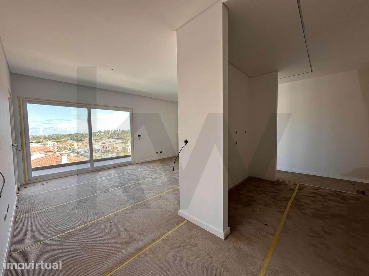 Apartamento T3 Novo com 147m2 em Condomínio Privado com Piscina na Eri - Grande imagem: 4/22