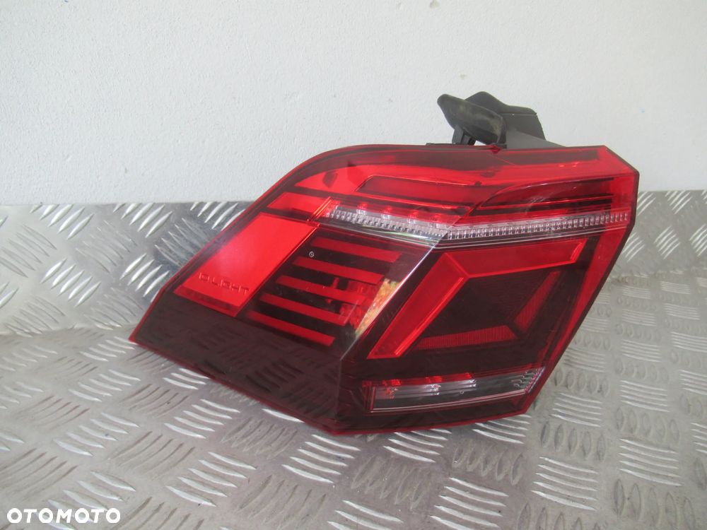 LAMPA TYLNA TYŁ PRAWA LEWA VW TIGUAN II 2 LIFT IQ.LIGHT 5NA 2020- - 20