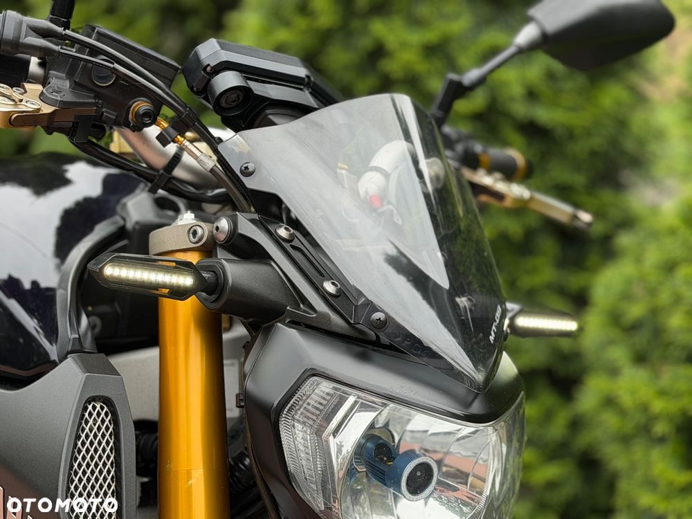 Yamaha MT - 24