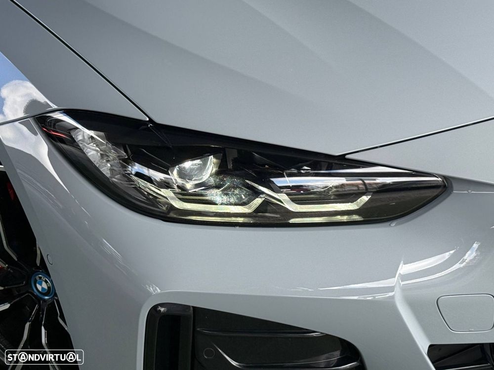 BMW i4 eDrive40 Pack Desportivo M - 28