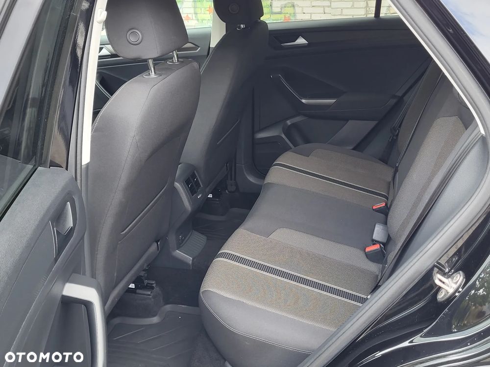 Volkswagen T-Roc 1.0 TSI OPF Style - 17