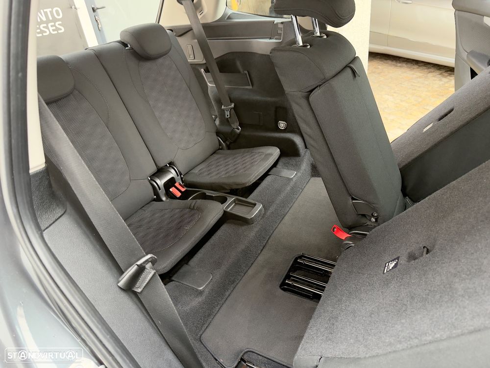 BMW 218 Gran Tourer d 7L Line Luxury - 8