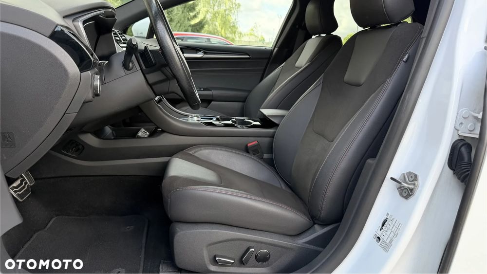 Ford Mondeo 2.0 EcoBlue ST-Line - 19