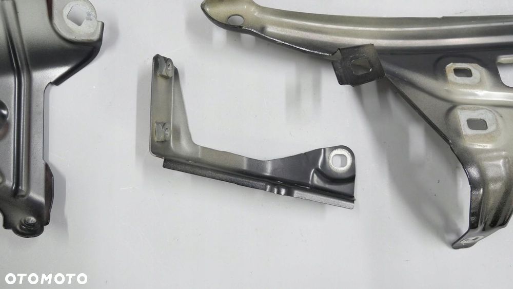 BMW X1 F48 MOCOWANIE BŁOTNIKA PRAWEGO PRZÓD 7427130 7427128 7427136 - 7