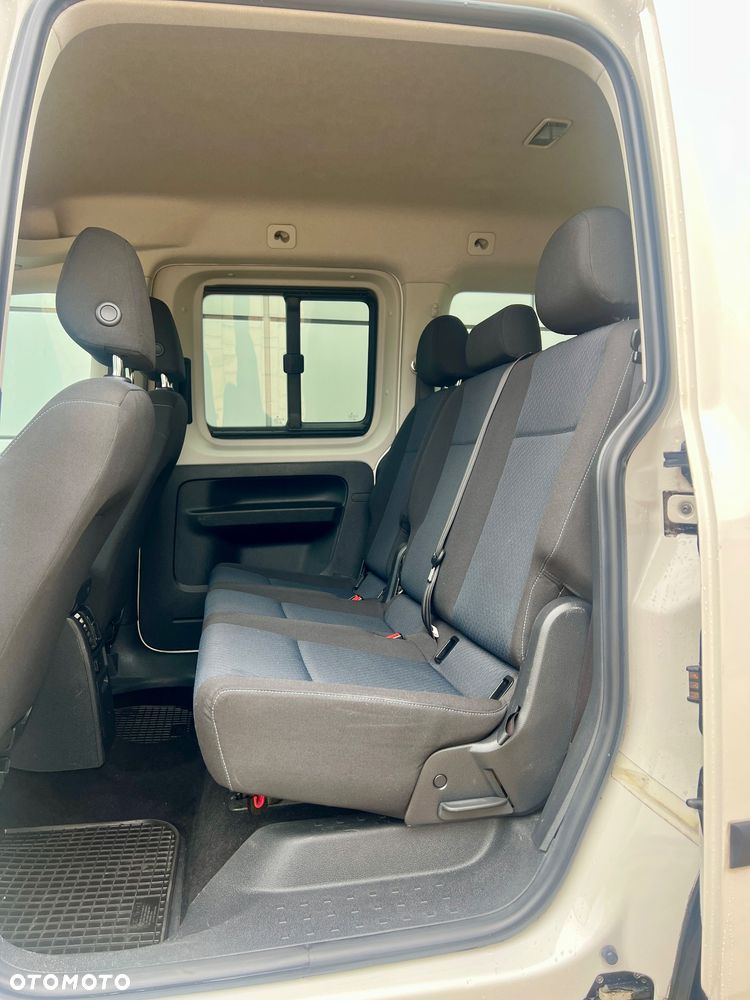 Volkswagen Caddy - 31