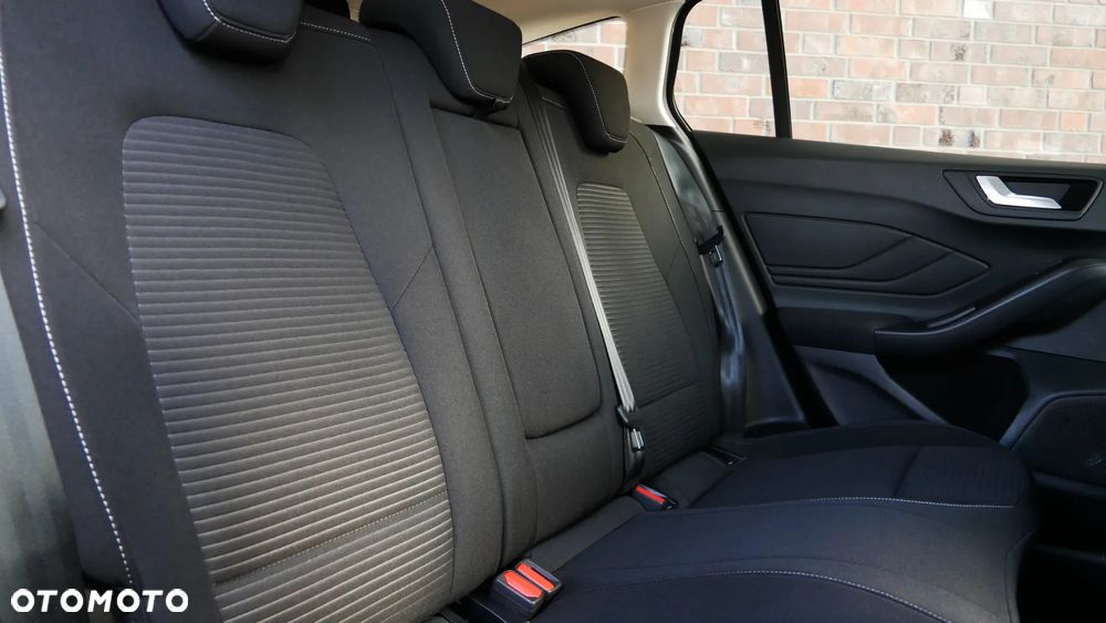 Ford Focus SW 1.5 EcoBlue S&S TITANIUM - 7