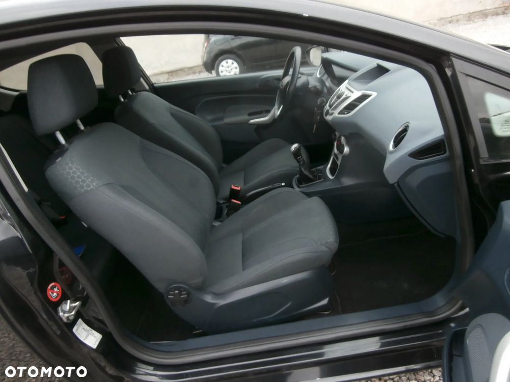 Ford Fiesta 1.6 Sport - 28