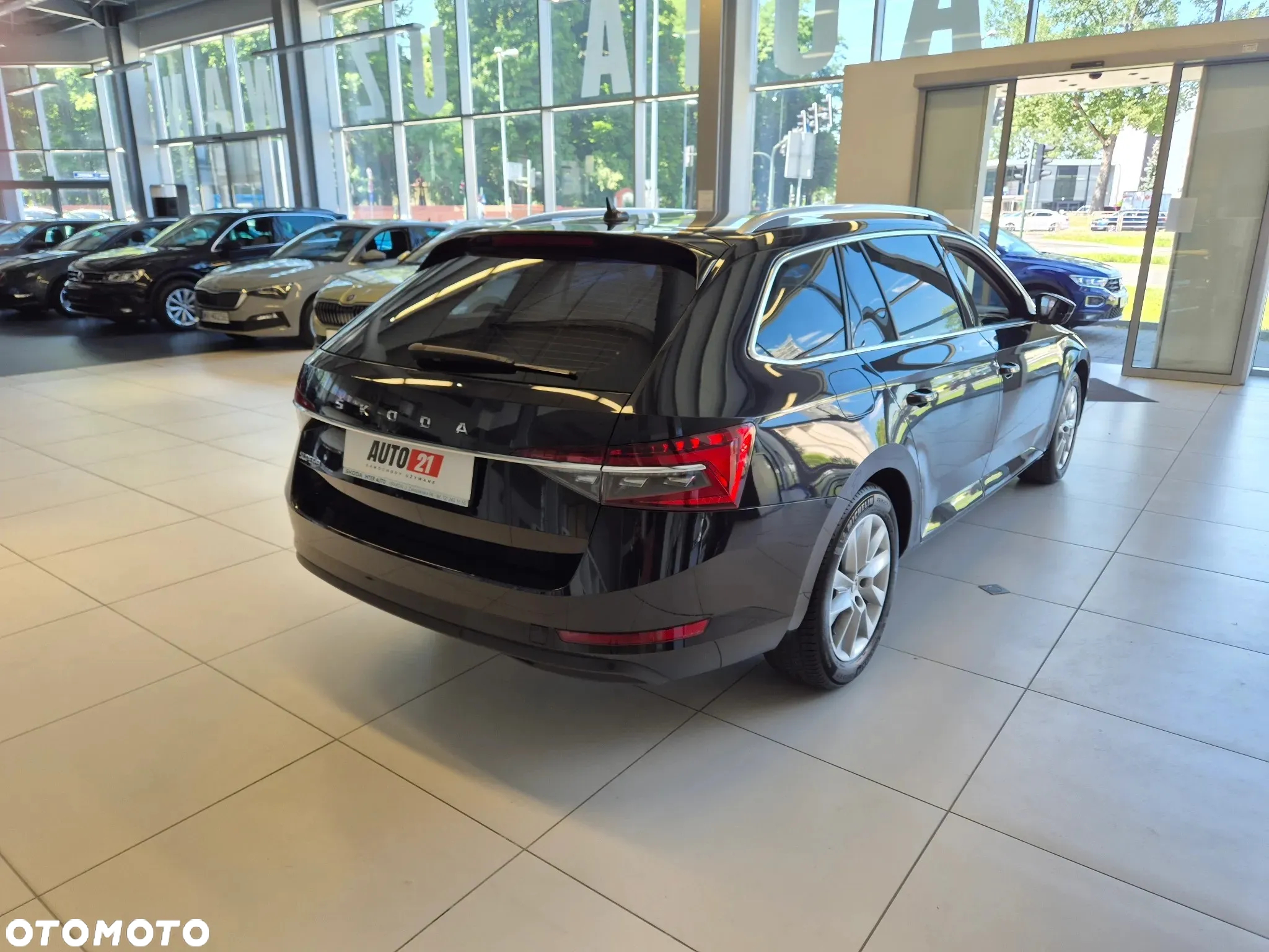 Skoda Superb 1.5 TSI Ambition DSG - 8