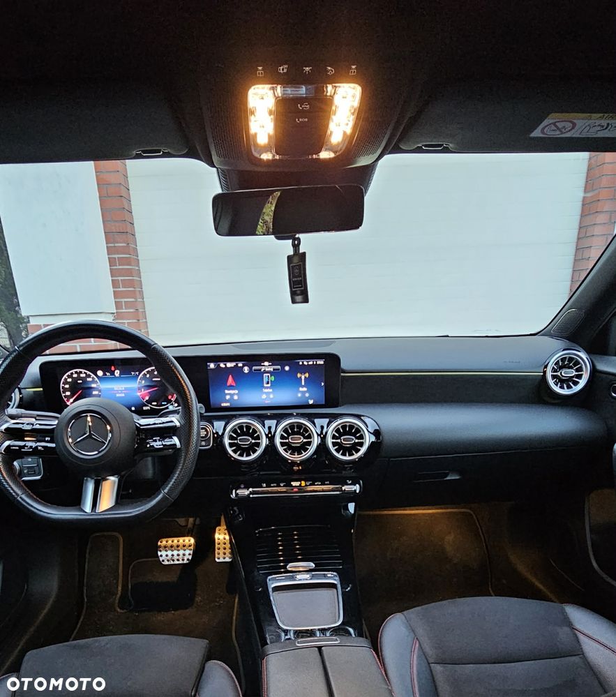 Mercedes-Benz Klasa A 200 AMG Line 7G-DCT - 10