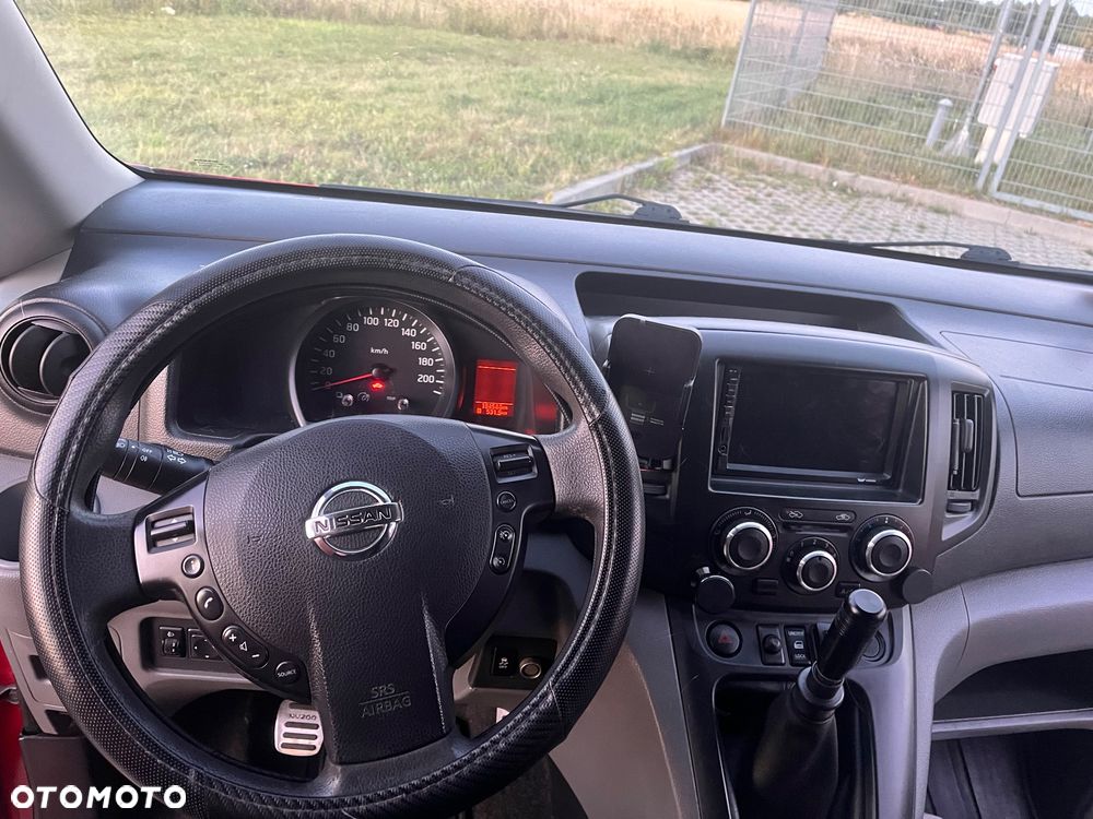 Nissan NV200 - 15