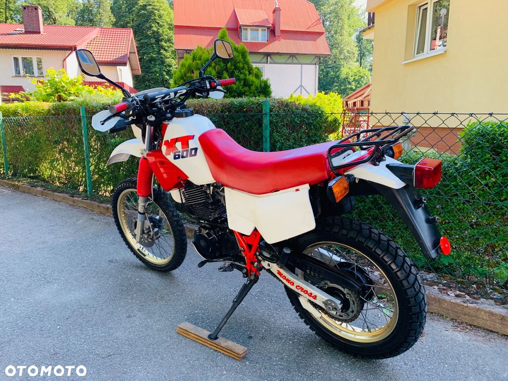 Yamaha XT - 6