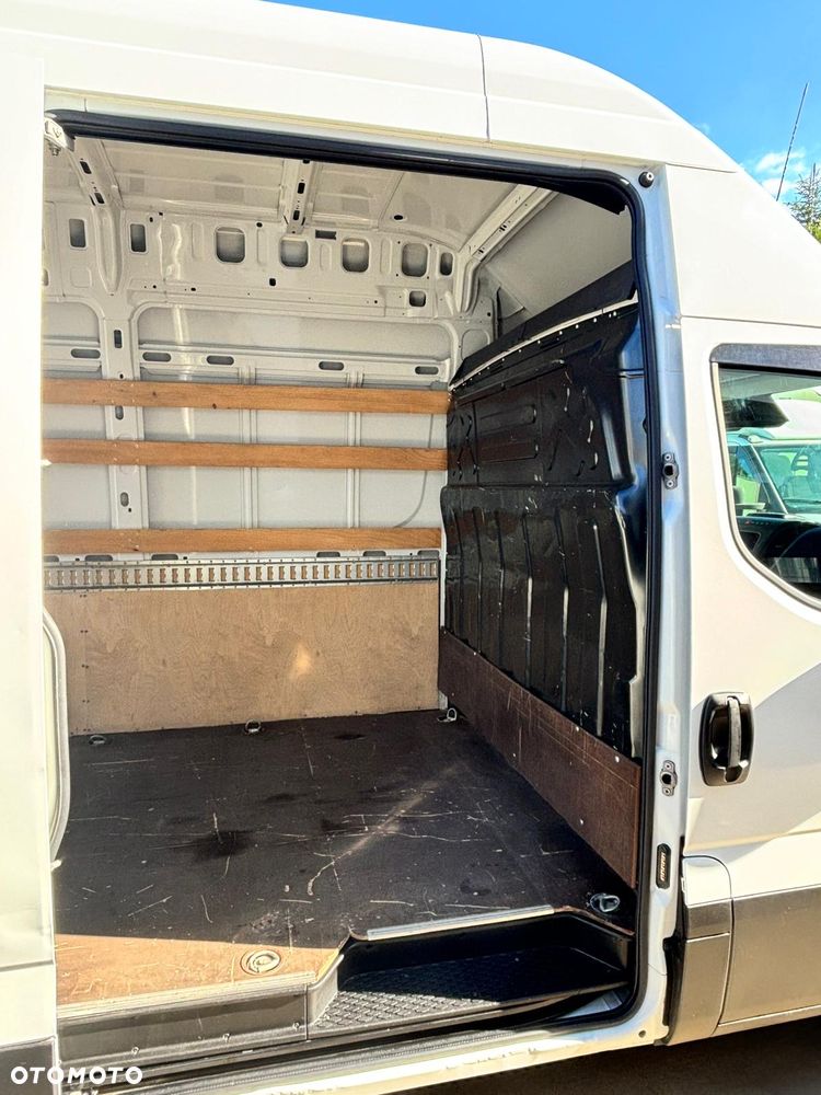 Iveco 35S18 Maxi Blaszak Długi Furgon 3.0 Blaszak L4H3 - 9
