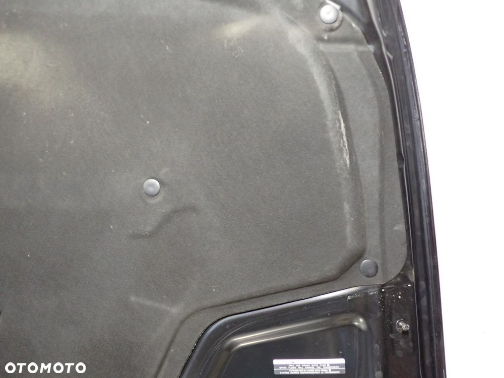 MASKA INFINITI M37X kol:  GAC - 7