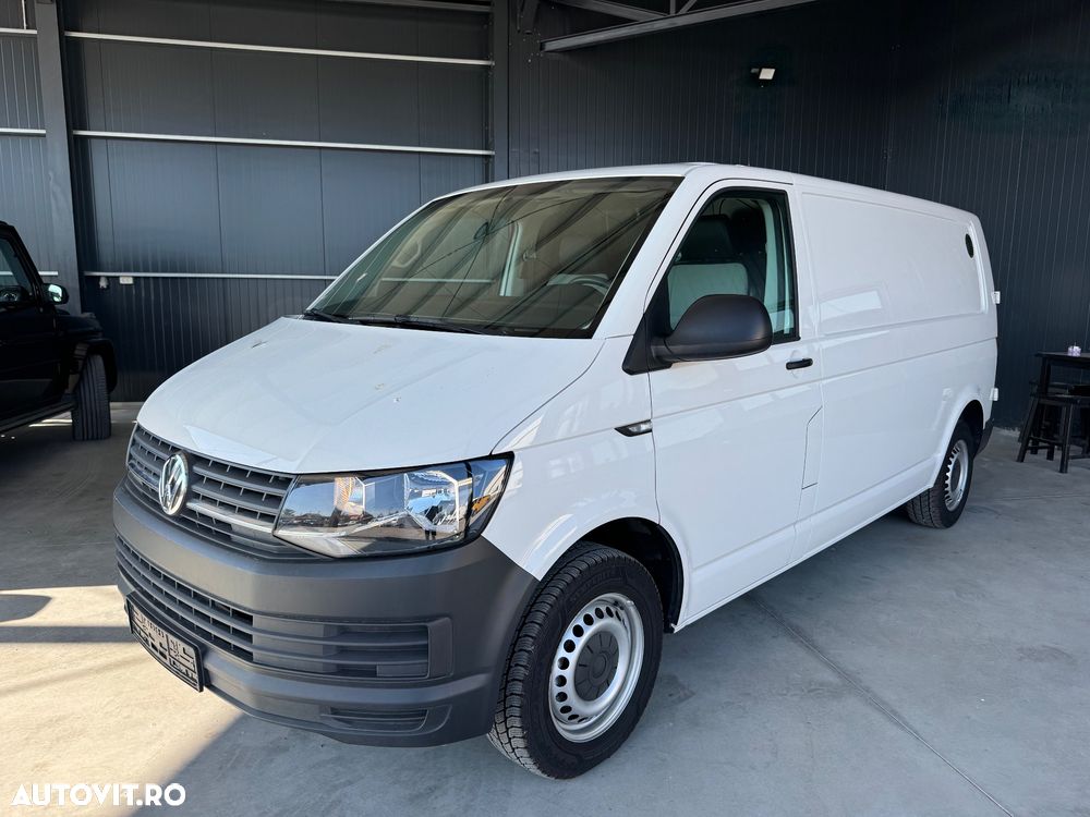 Volkswagen Transporter - 1