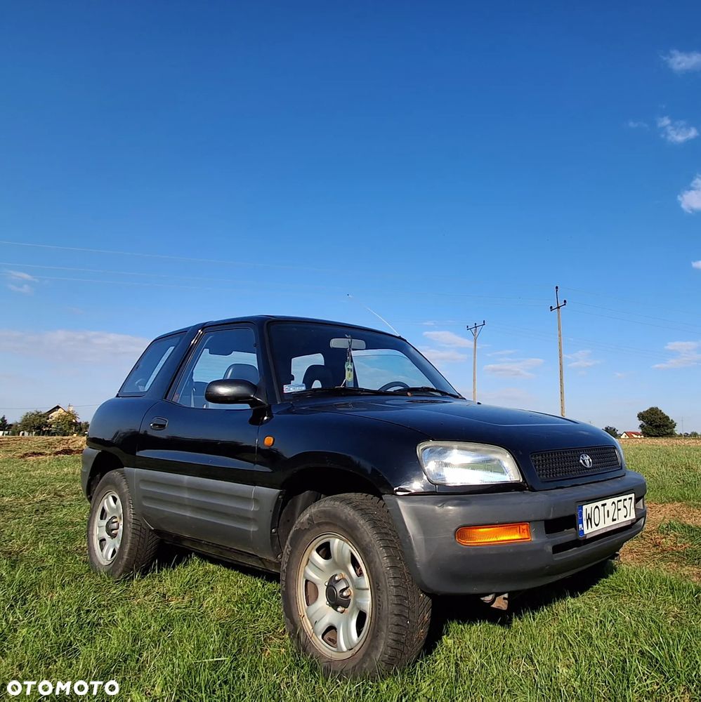Toyota RAV4 2.0 - 3