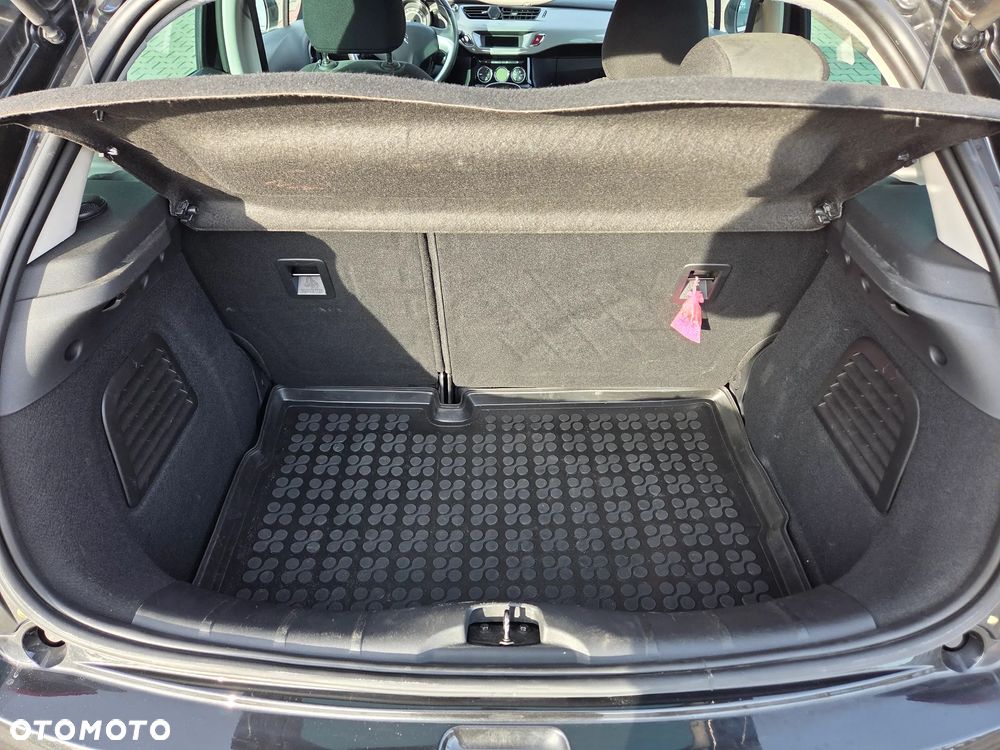 Citroën C3 VTi 120 Automatik Exclusive - 21