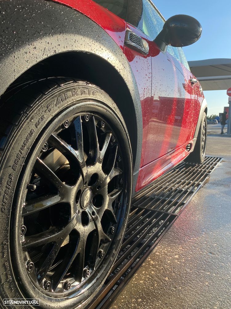 MINI 3 Portas Cooper D - 3