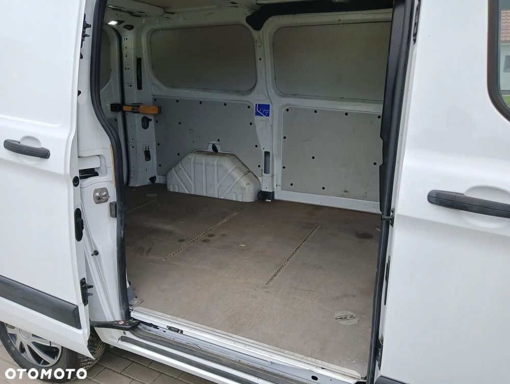 Ford Transit Custom - 16