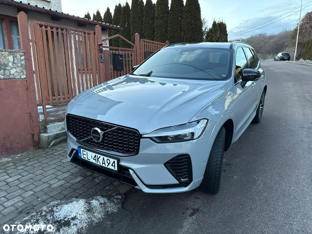 Volvo XC 60 B4 B Plus Dark - 2