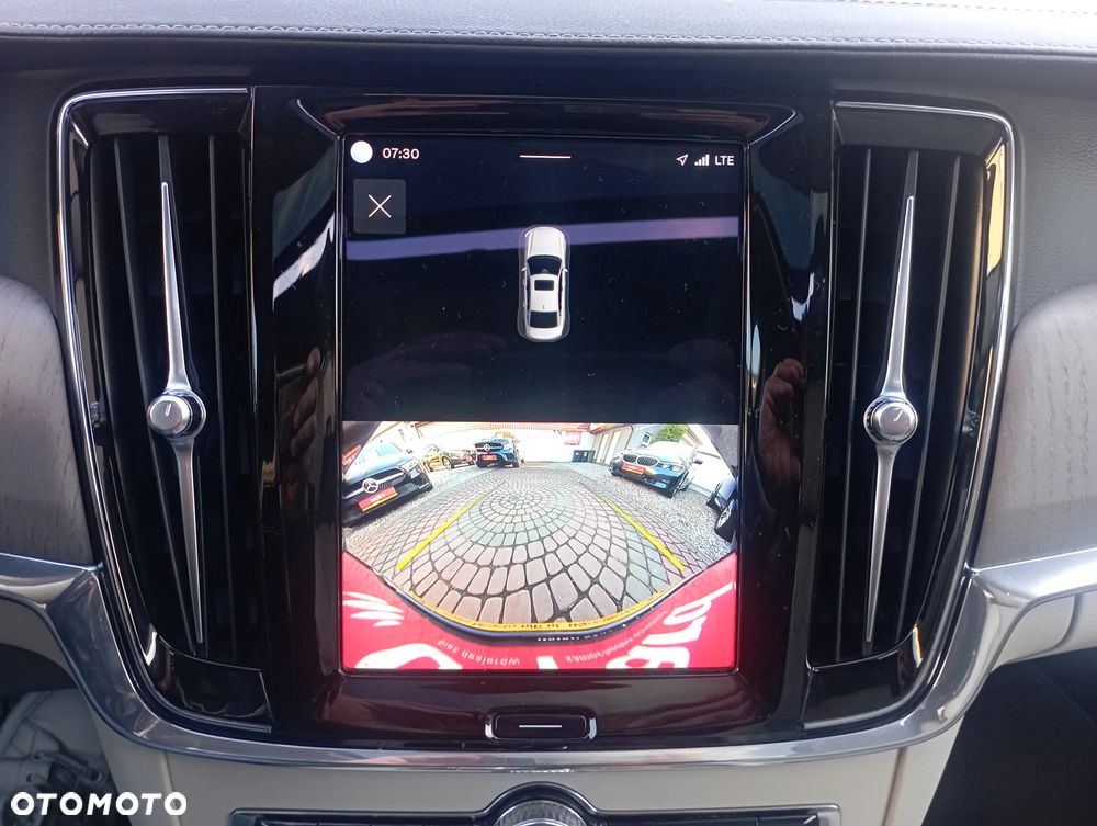 Volvo S90 B5 D AWD Momentum Pro - 21