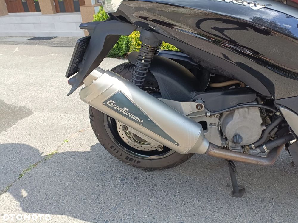 Piaggio Beverly - 4