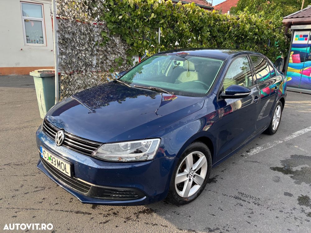 Volkswagen Jetta 1.4 TSI Comfortline - 1