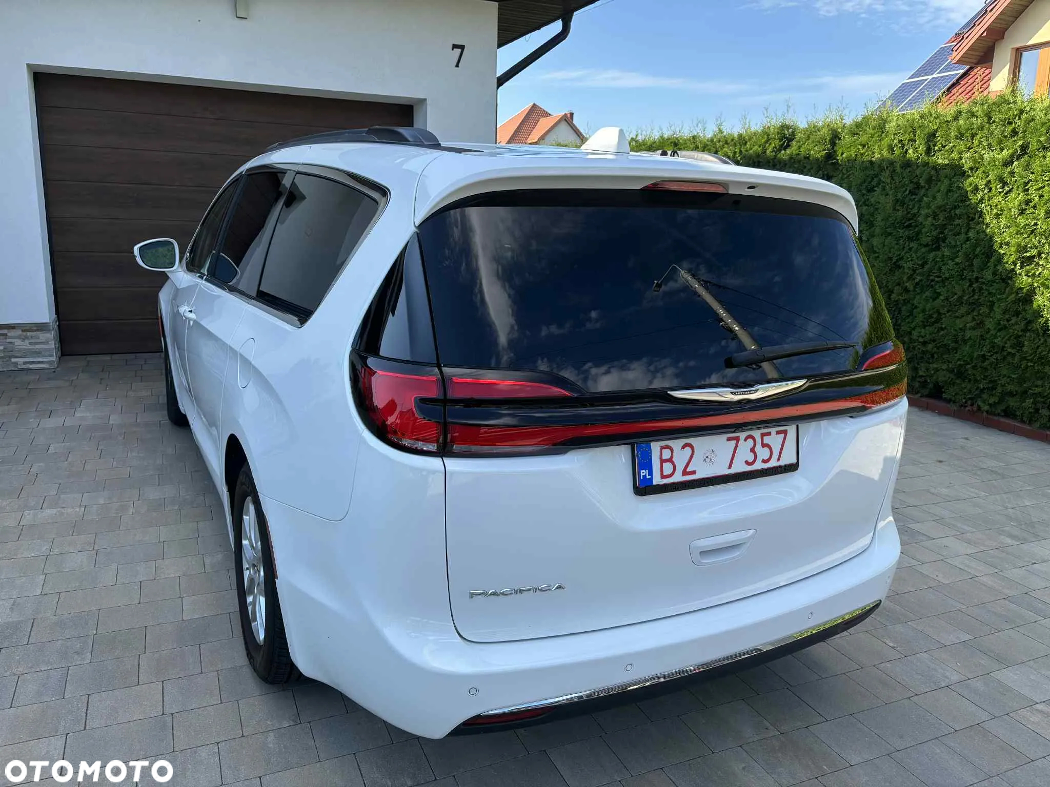 Chrysler Pacifica - 21